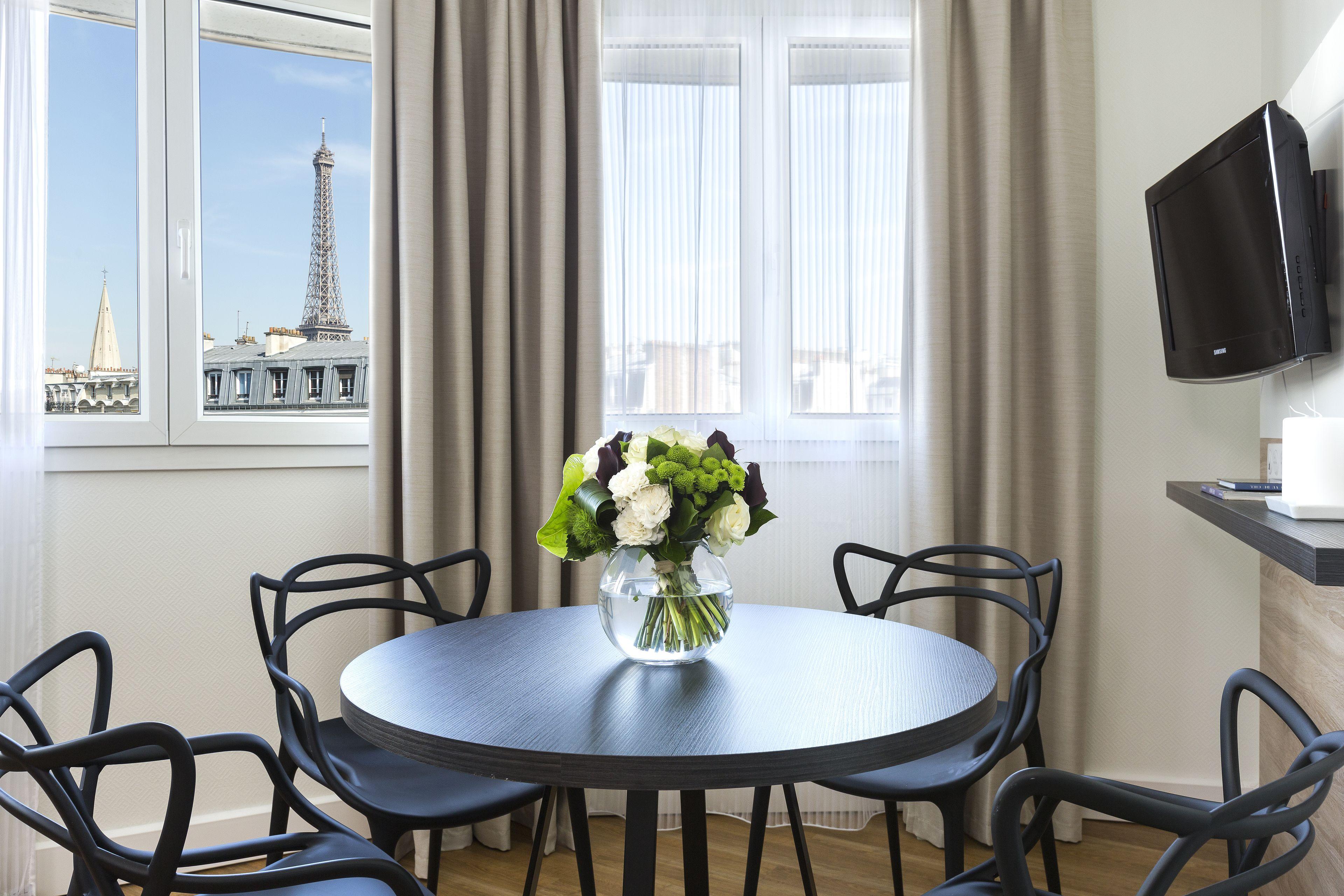 Citadines Tour Eiffel