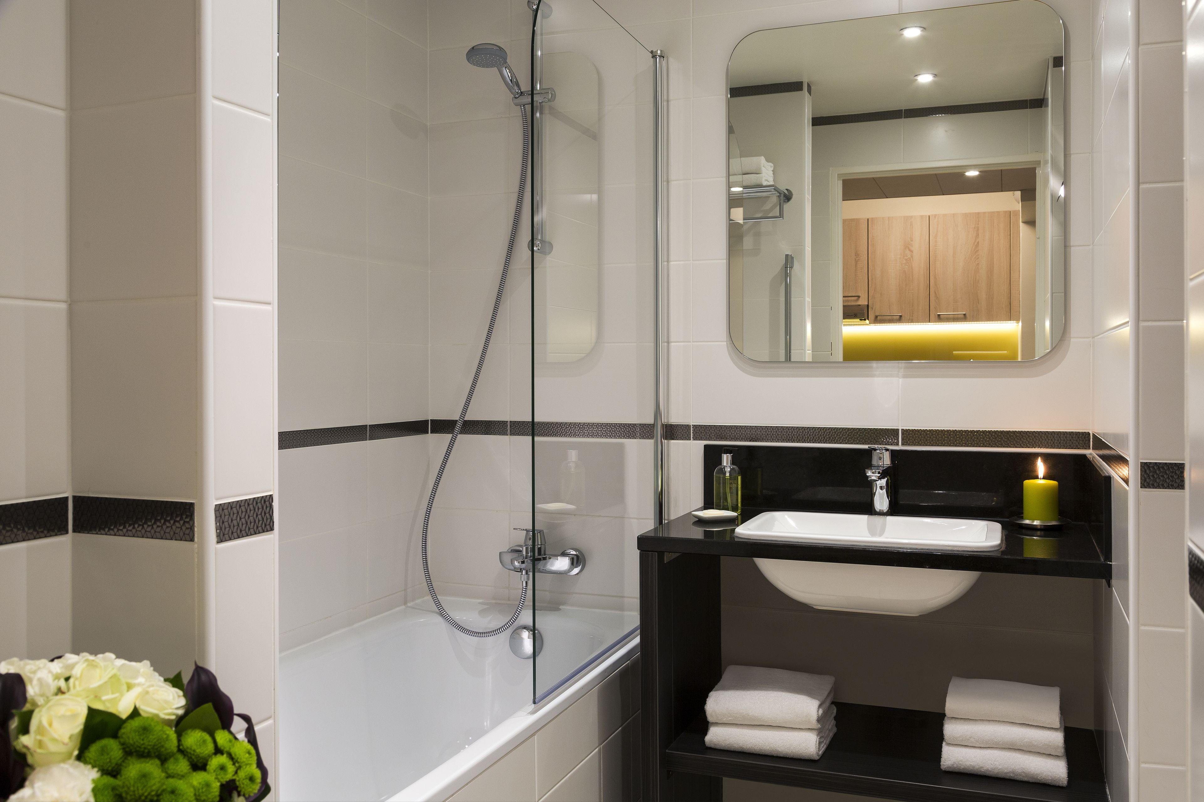 Citadines Tour Eiffel Aparthotel 4*