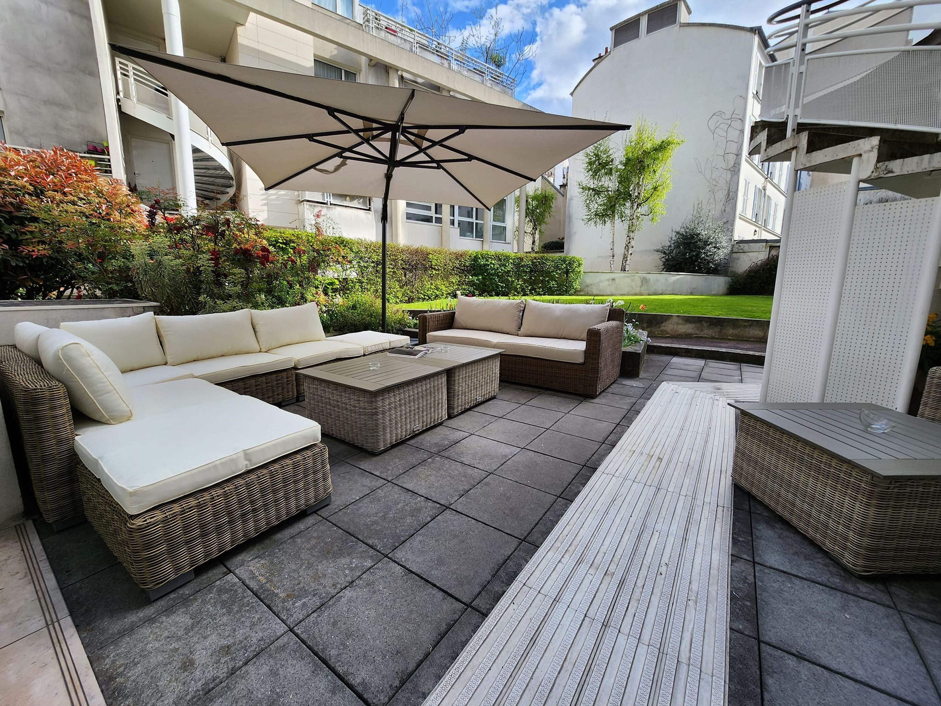 Citadines Tour Eiffel Aparthotel