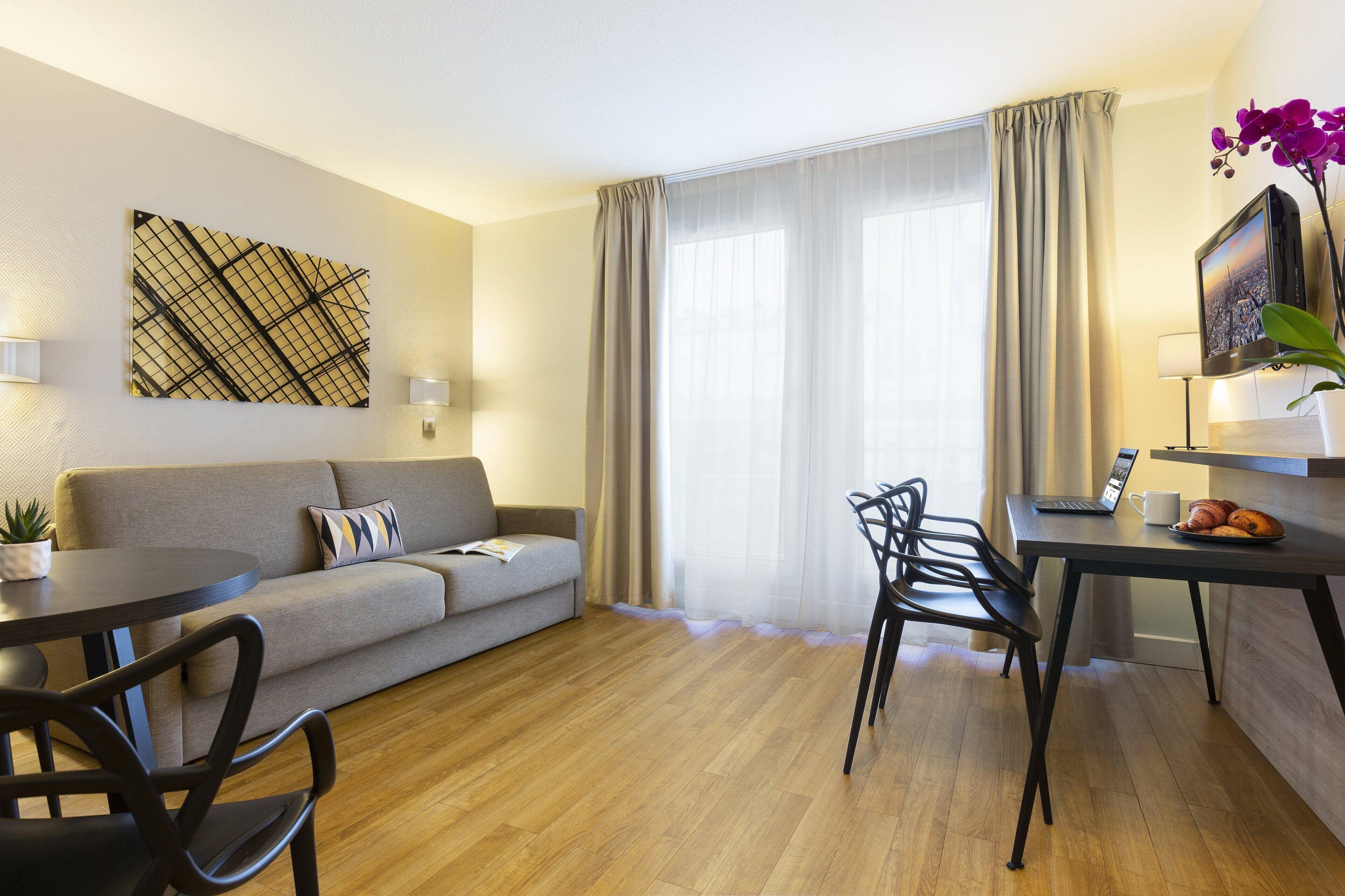 Citadines Tour Eiffel