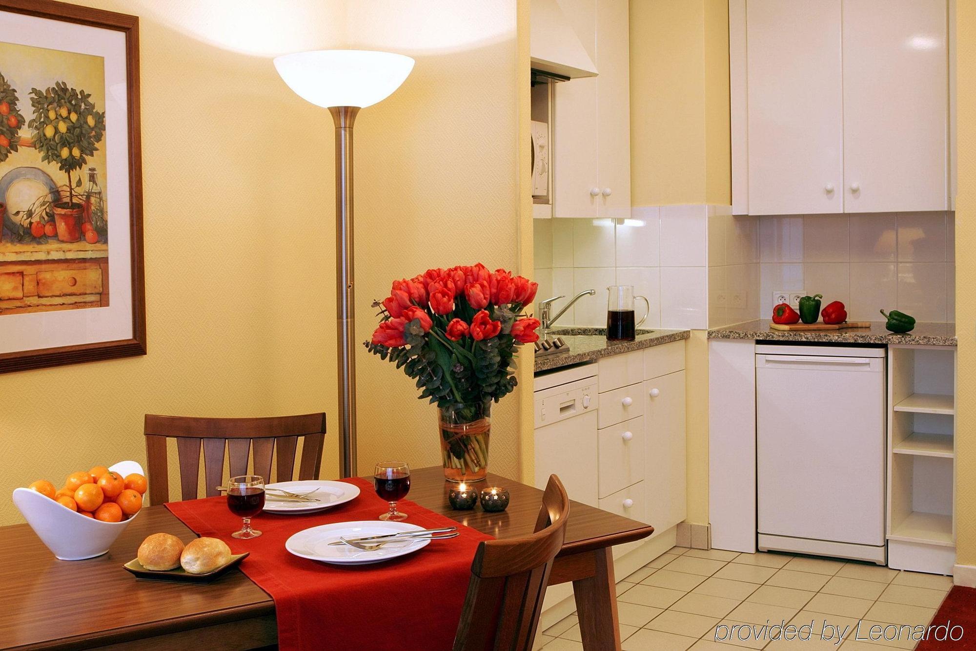 Aparthotel Citadines Tour Eiffel