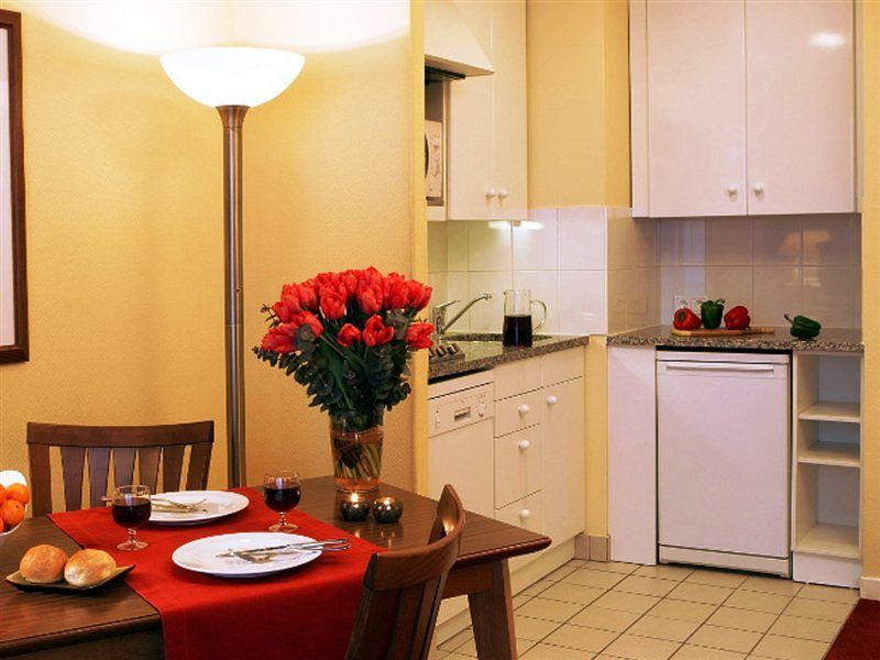 Citadines Tour Eiffel 4*